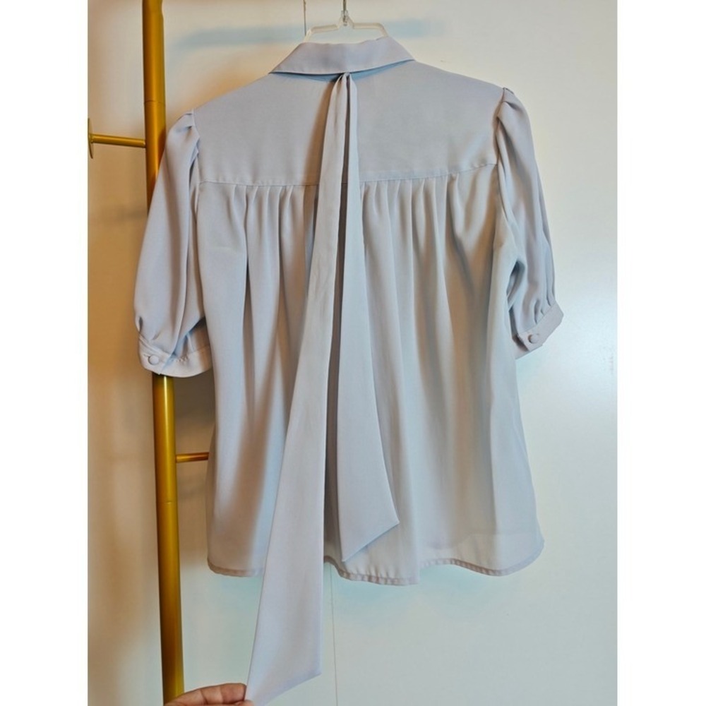 Vintage 80s Joseph Light Blue Pleated Button-Front Office Top Tie Neck Sz 10 - Picture 11 of 11